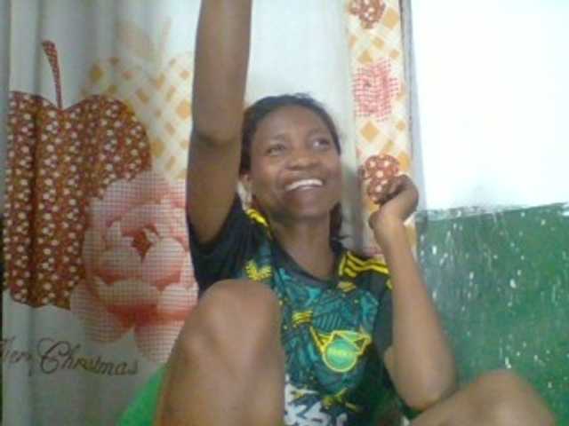Edhsweet live cam on BongaCams