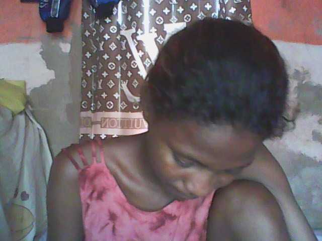 Angiecroft18 live cam on BongaCams