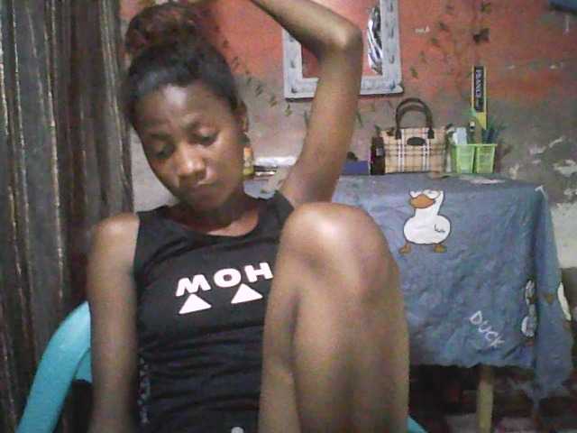 Angiecroft18 live cam on BongaCams