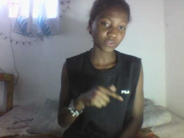 Edhsweet live cam on BongaCams