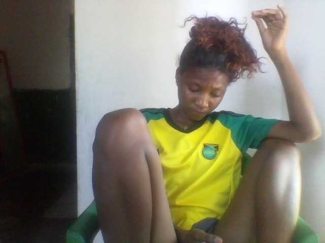 Edhsweet live cam on BongaCams