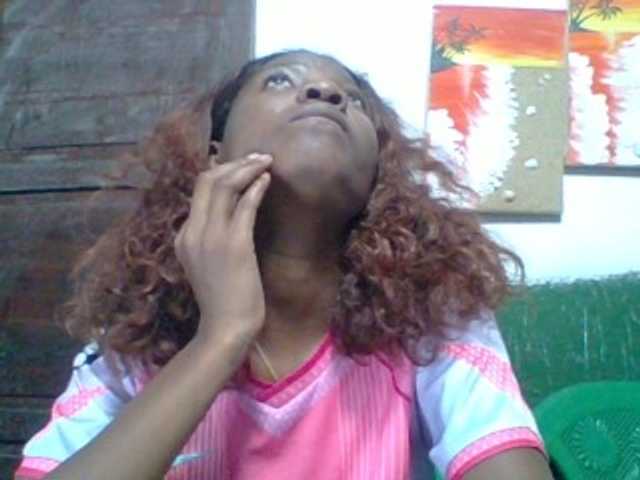 Edhsweet live cam on BongaCams