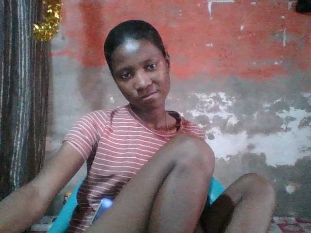 Angiecroft18 live cam on BongaCams