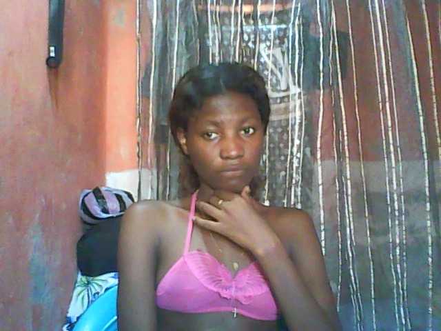 Angiecroft18 live cam on BongaCams