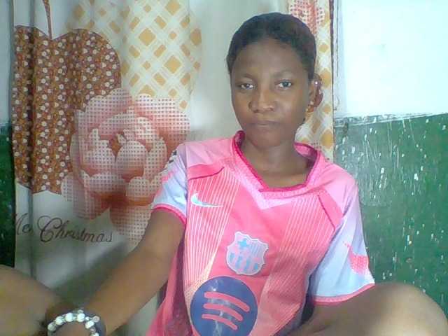 Edhsweet live cam on BongaCams
