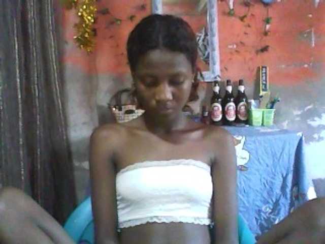 Angiecroft18 live cam on BongaCams