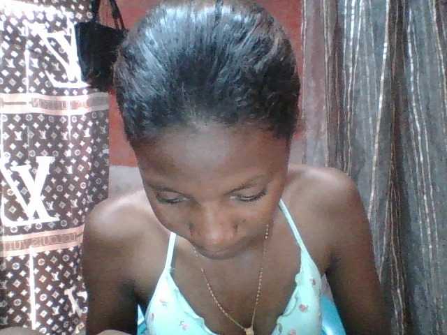 Angiecroft18 live cam on BongaCams