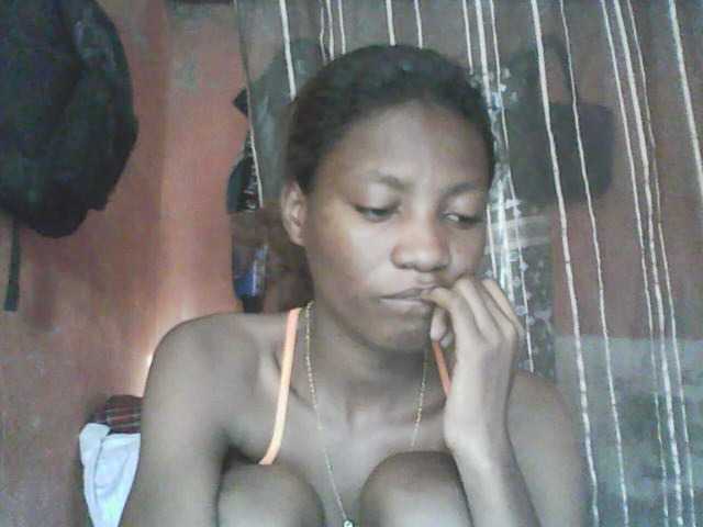 Angiecroft18 live cam on BongaCams