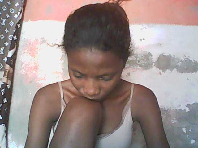 Angiecroft18 live cam on BongaCams