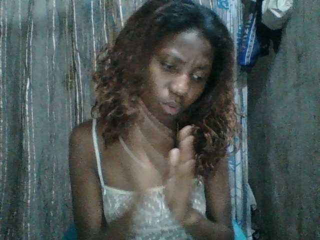 Edhsweet live cam on BongaCams