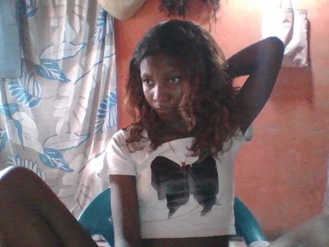 Angiecroft18 live cam on BongaCams