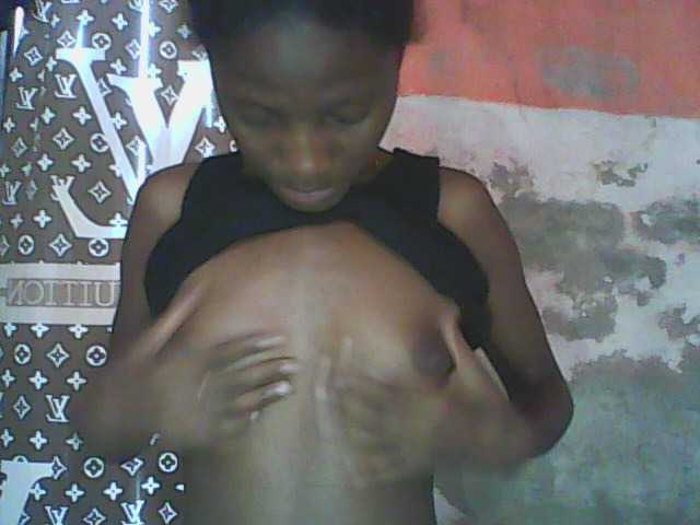 Angiecroft18 live cam on BongaCams