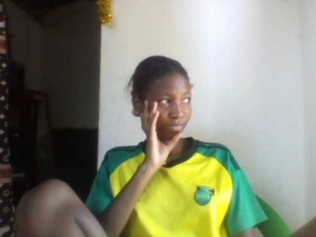 Edhsweet live cam on BongaCams