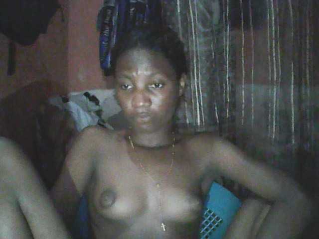 Angiecroft18 live cam on BongaCams