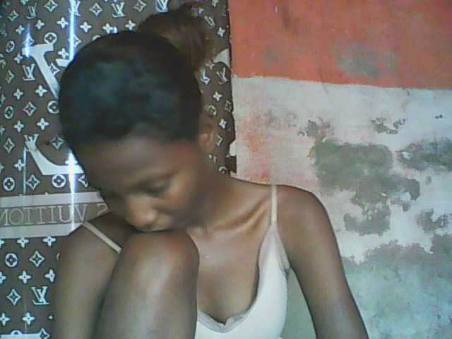 Angiecroft18 live cam on BongaCams