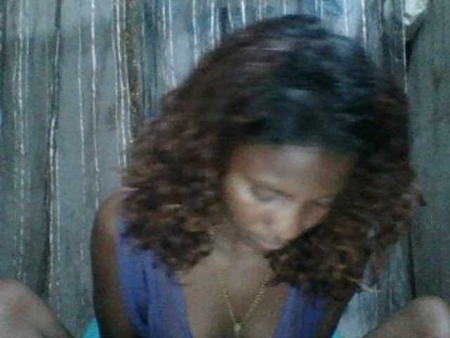 Edhsweet live cam on BongaCams