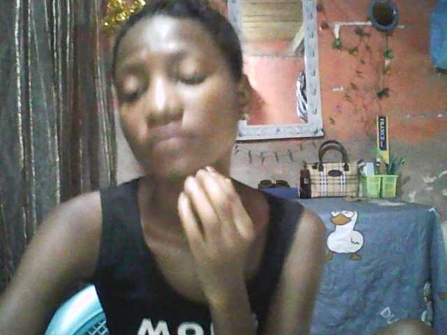 Angiecroft18 live cam on BongaCams