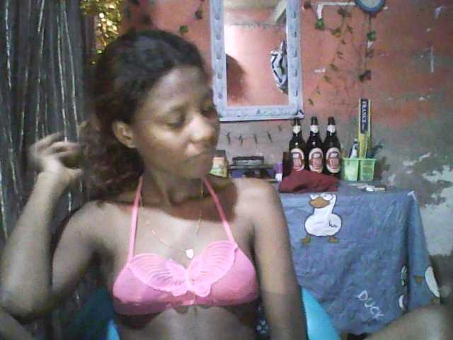 Angiecroft18 live cam on BongaCams
