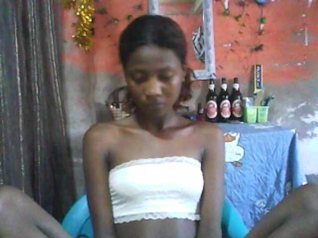 Angiecroft18 live cam on BongaCams