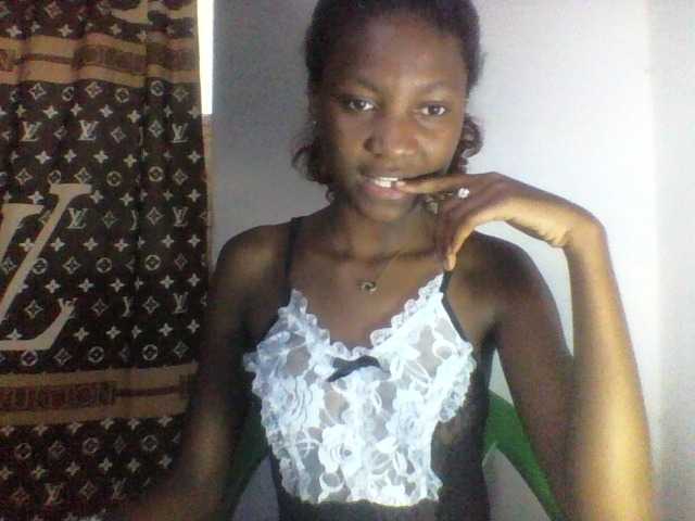 Edhsweet live cam on BongaCams