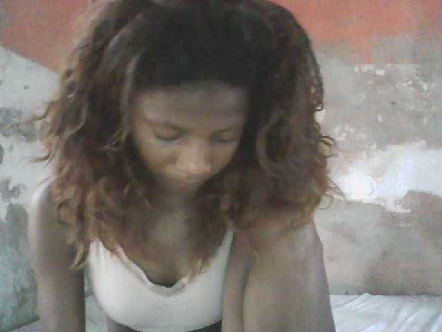 Angiecroft18 live cam on BongaCams
