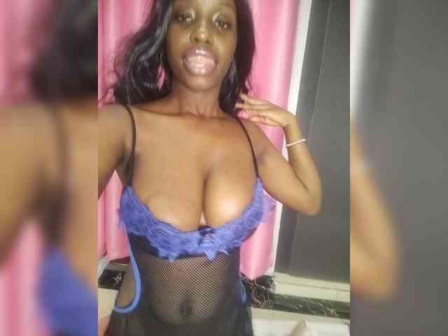 Bustymitch webcam