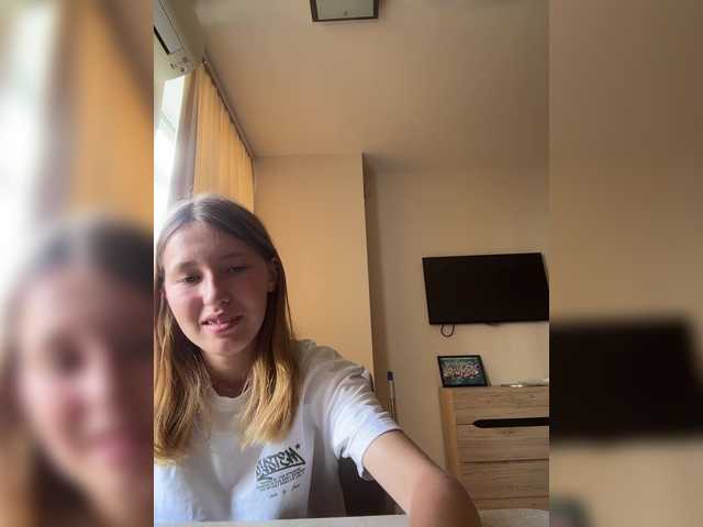 EffectEyes00 live cam on BongaCams