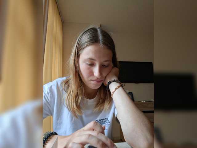 EffectEyes00 live cam on BongaCams