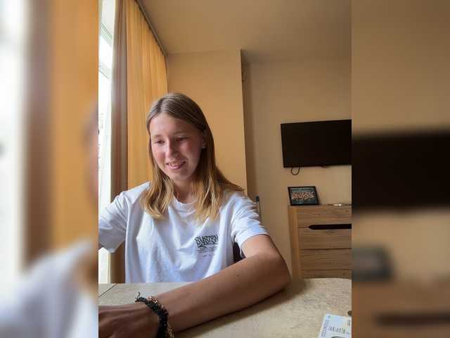 EffectEyes00 live cam on BongaCams