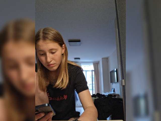 EffectEyes00 live cam on BongaCams