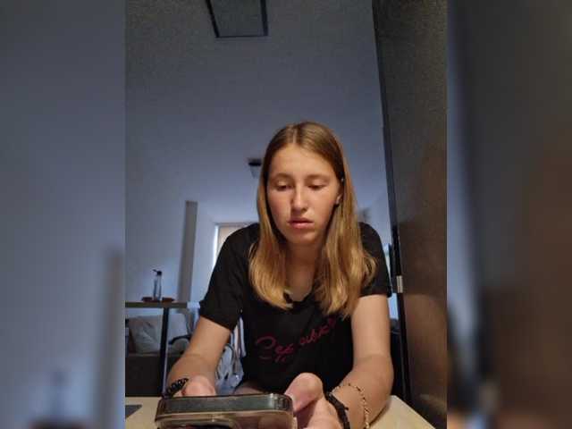 EffectEyes00 live cam on BongaCams
