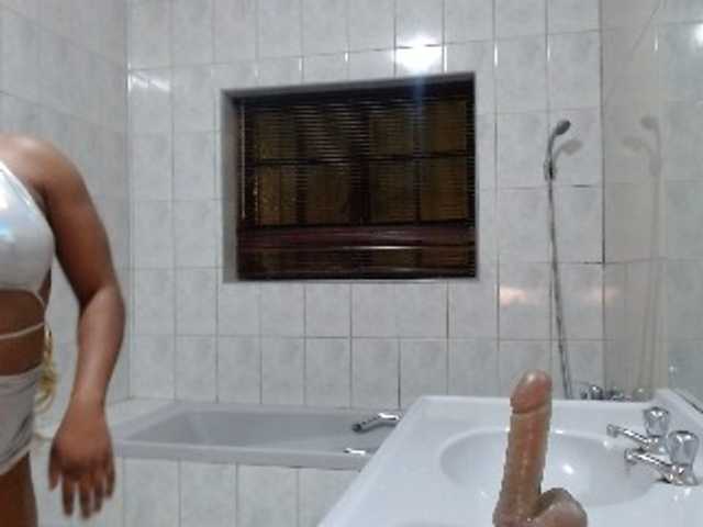 fifibae live cam on BongaCams