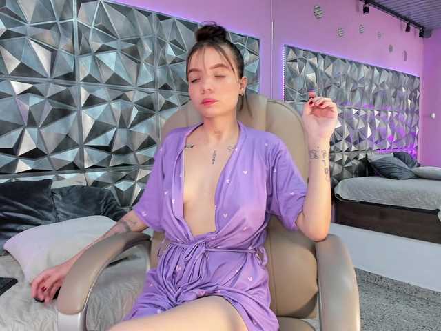 MeganKenneth live cam on BongaCams
