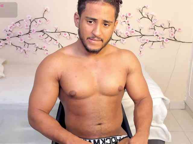RomanSeduction1 Sex Cam Show