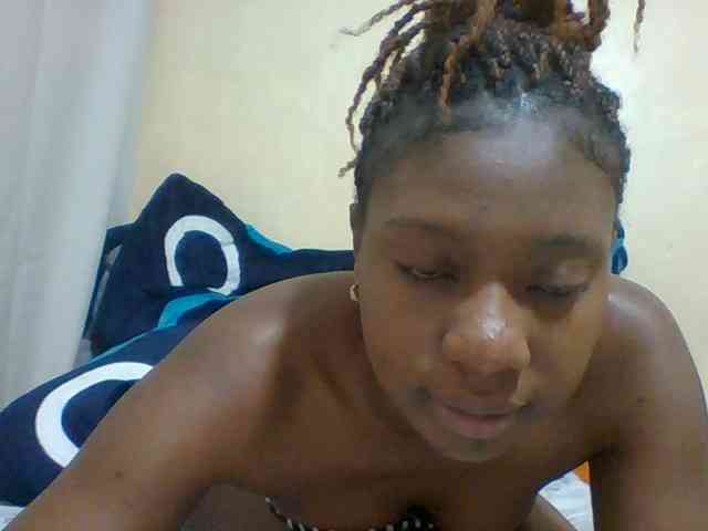 Spicy-laidy435 webcam