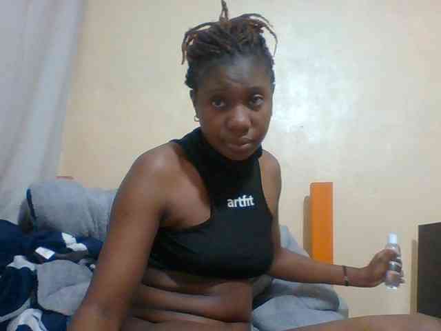 Spicy-laidy435 webcam