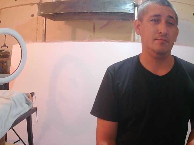 DenMaretxx live cam on BongaCams