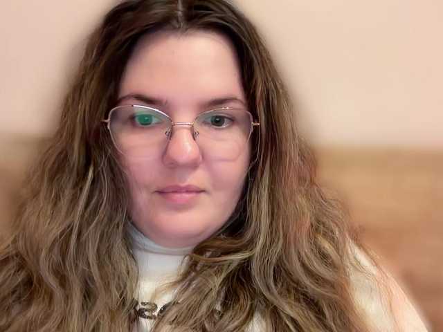 GrozowayaTuczka live webcam show