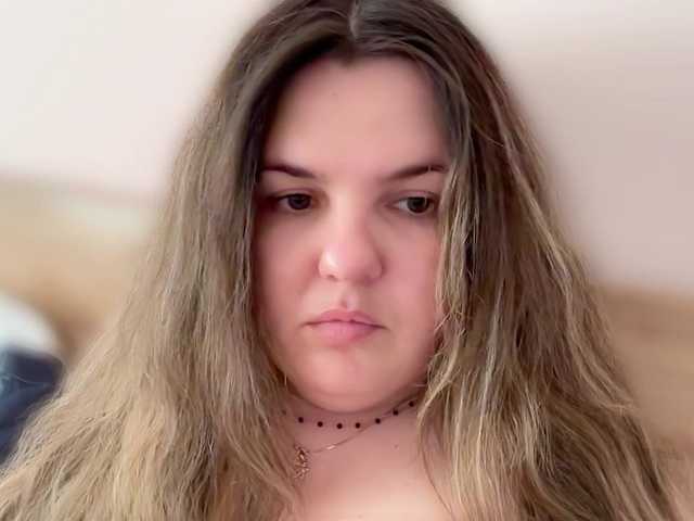 GrozowayaTuczka live webcam show