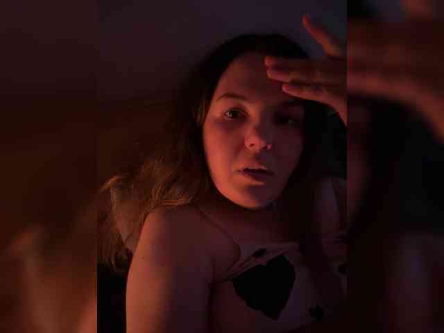 GrozowayaTuczka webcam