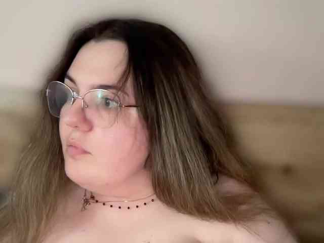 GrozowayaTuczka webcam