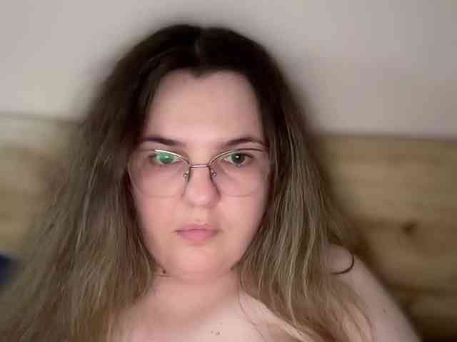 GrozowayaTuczka webcam
