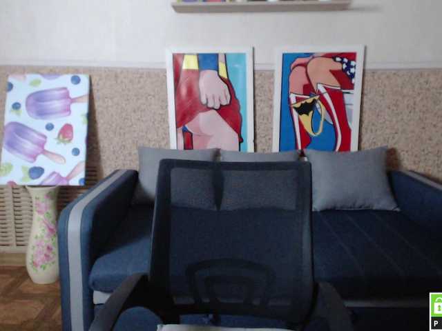 BlondMikeyy886 live webcam show