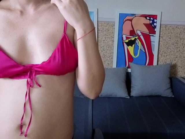 BlondMikeyy886 live cam on BongaCams