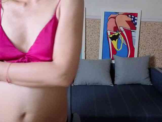 BlondMikeyy886 webcam