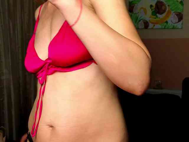 BlondMikeyy886 Live Webcam on BongaCams