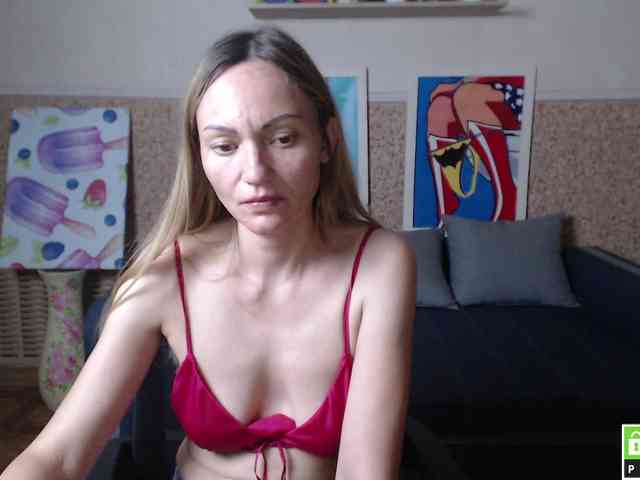 BlondMikeyy886 webcam