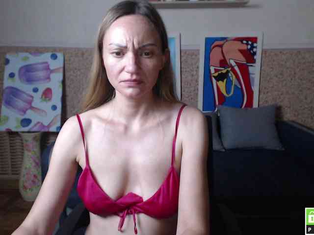 BlondMikeyy886 webcam