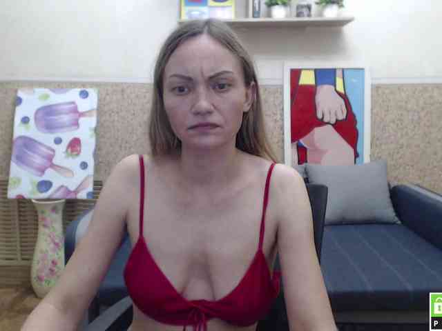 BlondMikeyy886 webcam