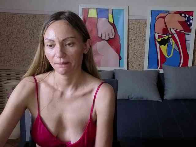 BlondMikeyy886 webcam